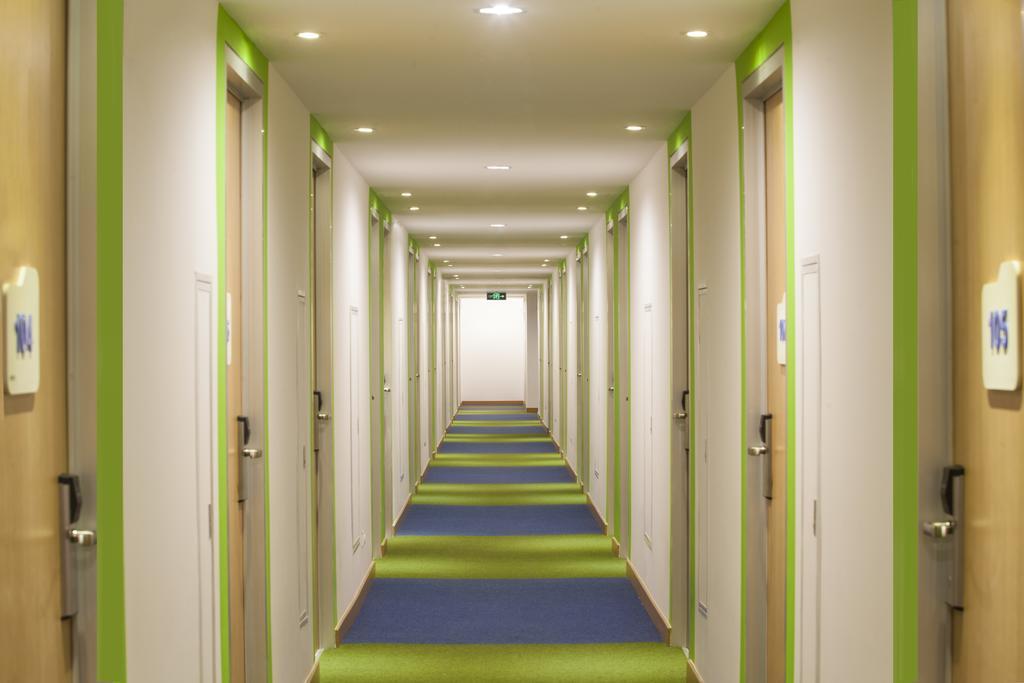 Ibis Budget Makassar Airport Mandai Rum bild